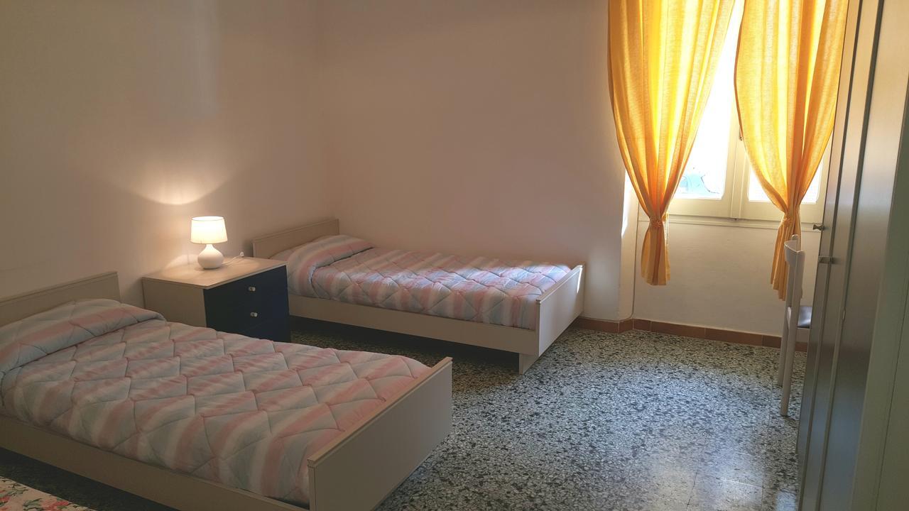 Il Giardino Del Nespolo Bed and Breakfast Alghero Buitenkant foto